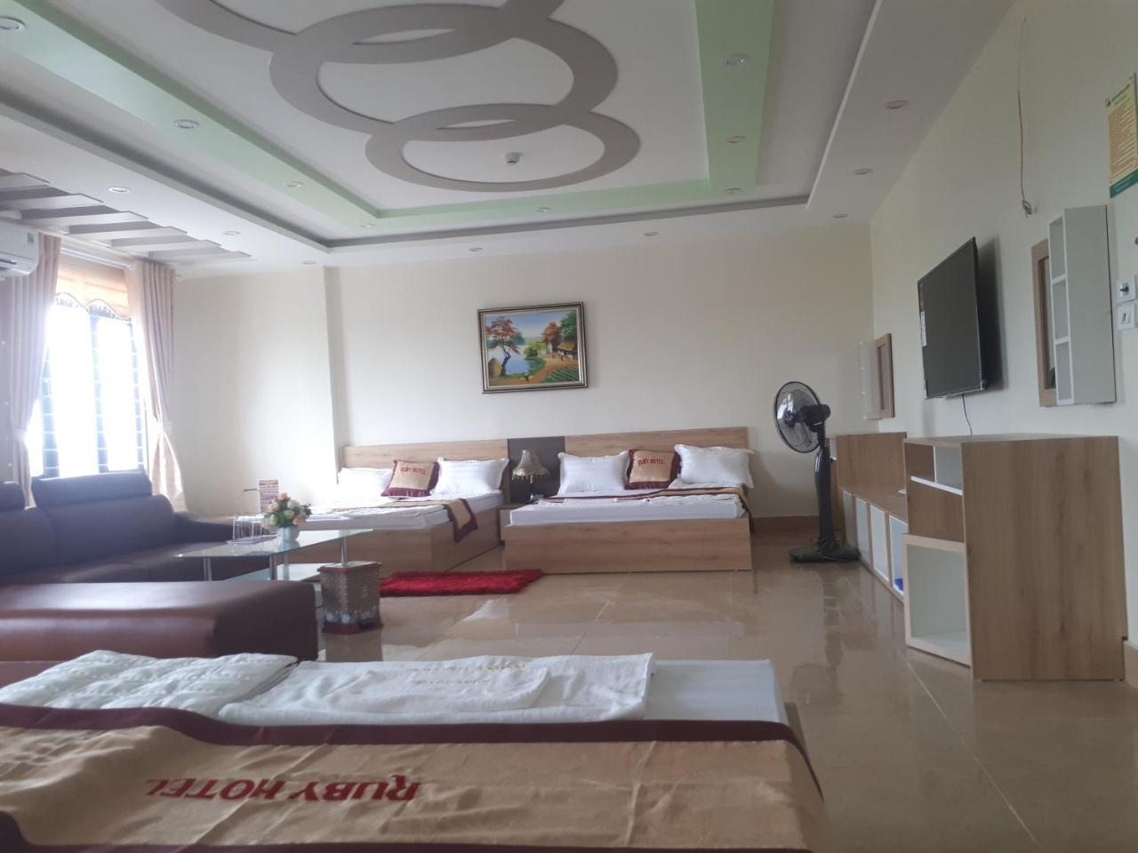 Ruby Hotel Vinh Yen Екстериор снимка