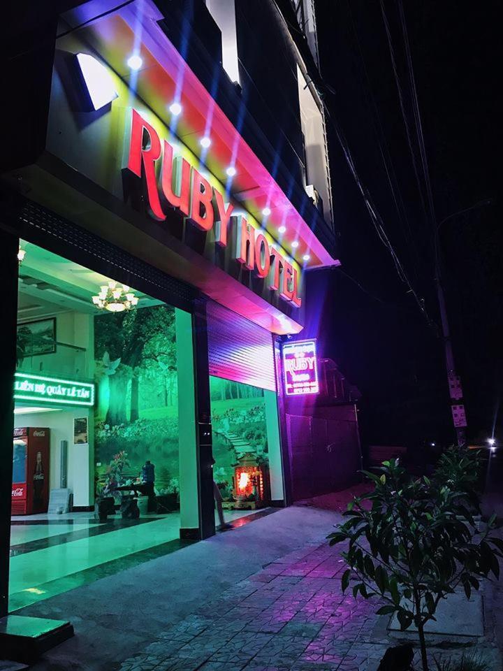 Ruby Hotel Vinh Yen Екстериор снимка