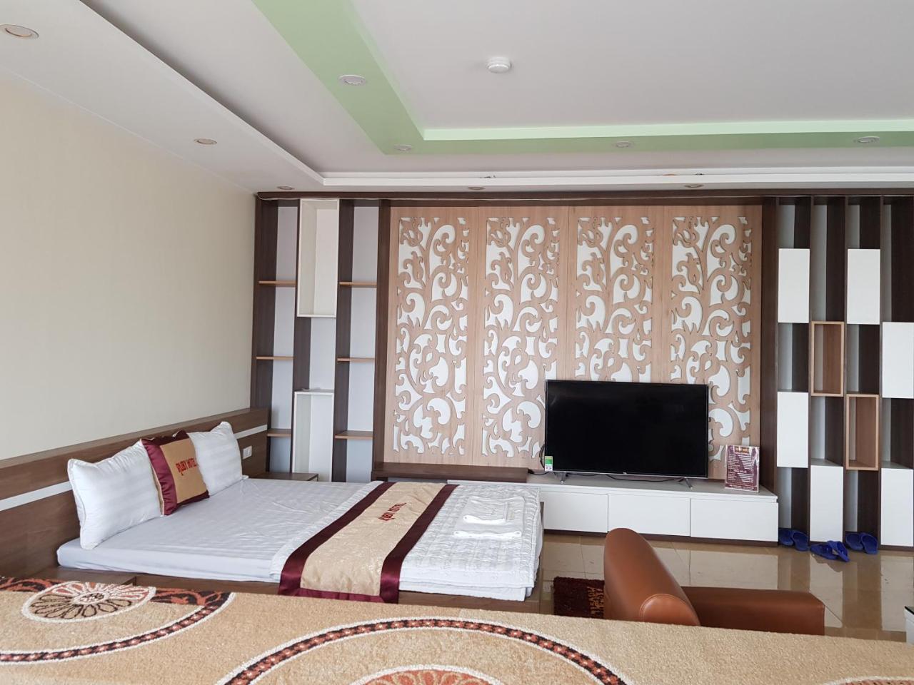 Ruby Hotel Vinh Yen Екстериор снимка