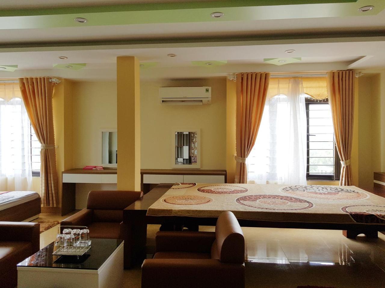 Ruby Hotel Vinh Yen Екстериор снимка