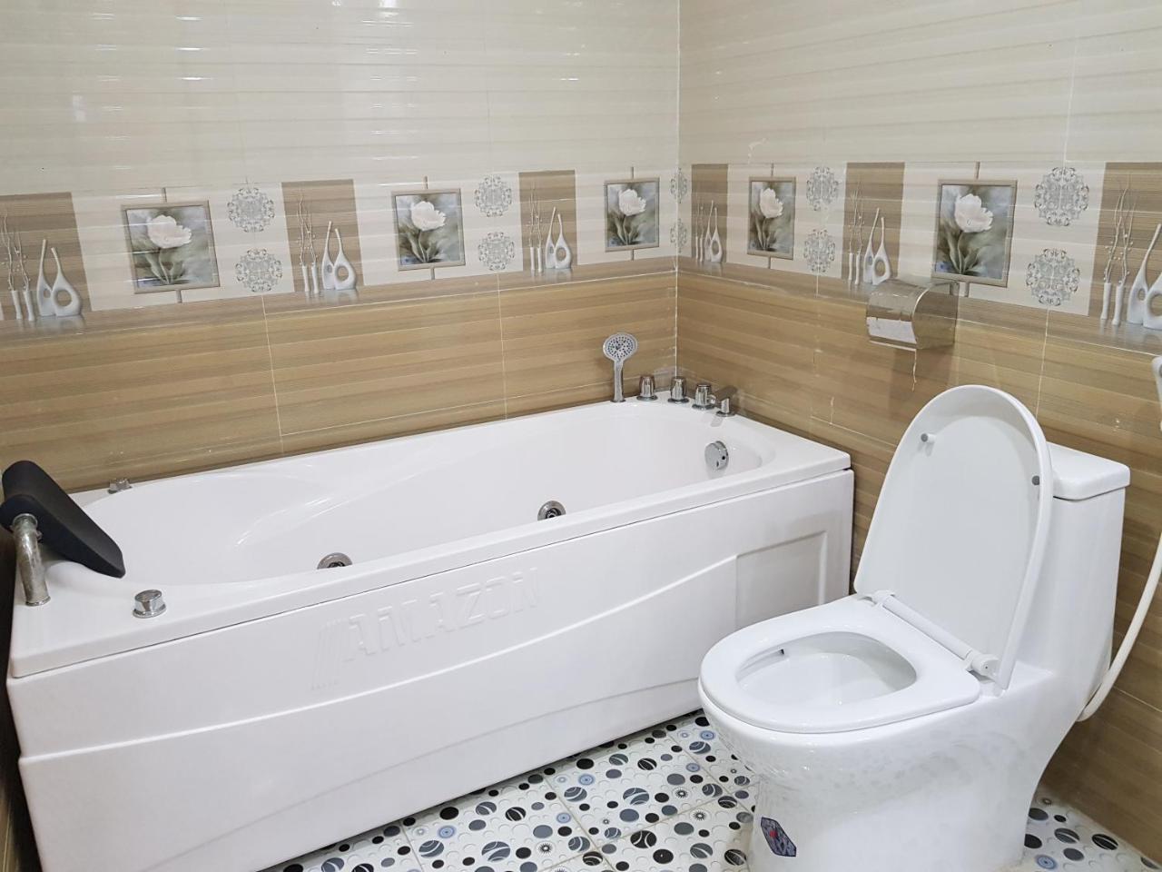 Ruby Hotel Vinh Yen Екстериор снимка